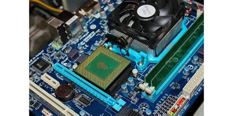 What motherboard can actually handle .